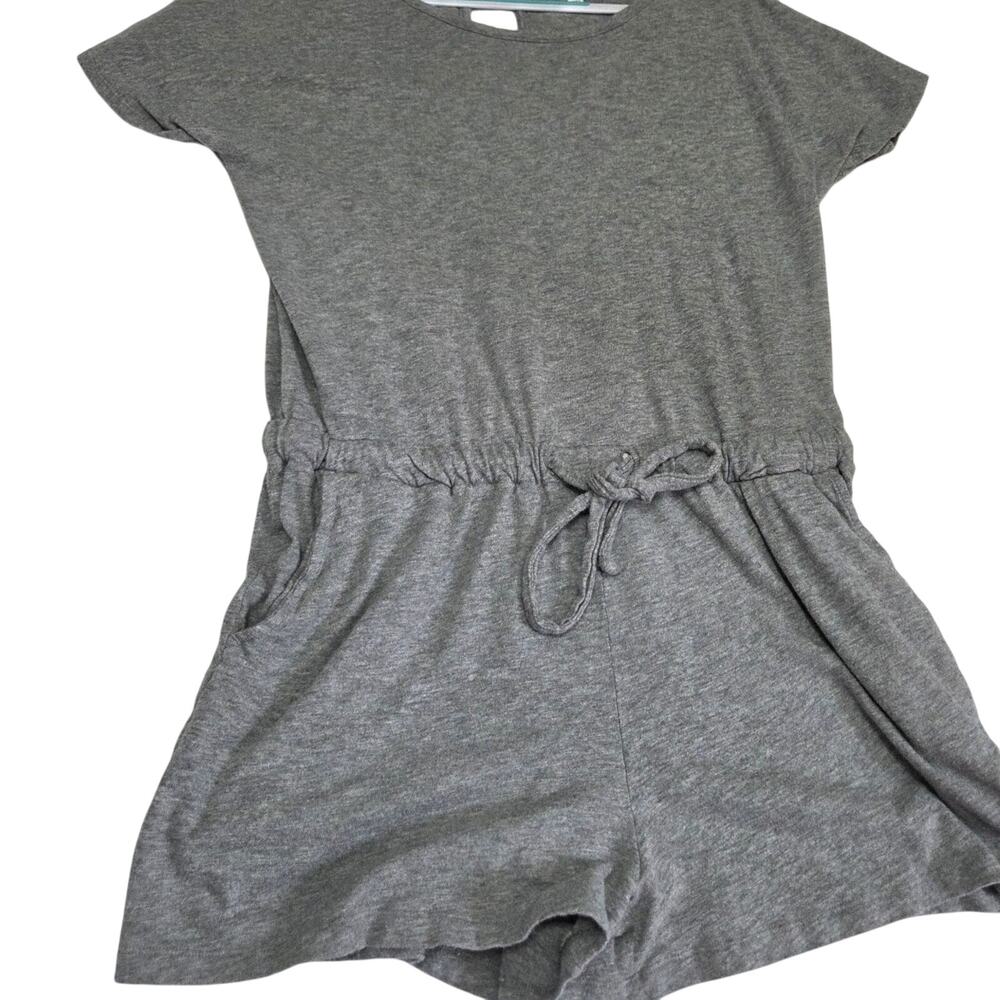 Time and Tru Woman's Grey Romper shorts size M